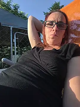 Dettybitch40 online show from 05-24-26, 04:23