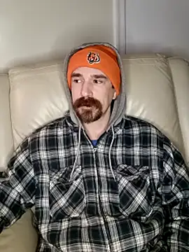 Armpitshaver online show from 02-06-25, 12:43