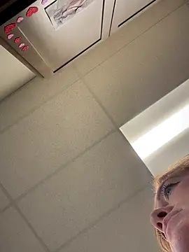 Snapshot of cinnatitties chatting on 09-22-25, 08:11 cinnatitties online show from 09-22-25, 08:11