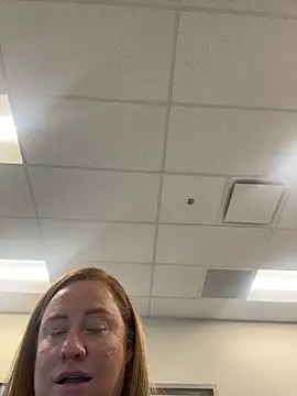 Snapshot of cinnatitties chatting on 03-16-26, 05:17 cinnatitties online show from 03-16-26, 05:17