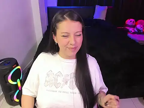 Snapshot of lia_minami chatting on 08-01-26, 06:56 lia minami online show from 08-01-26, 06:56
