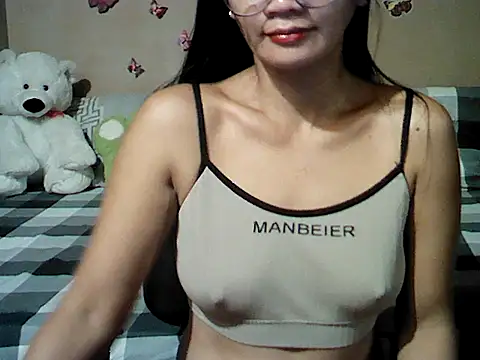 Mia Rein online show from 02-11-26, 01:49