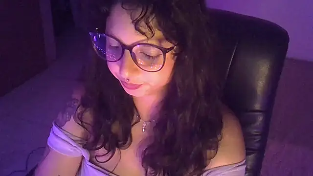 myamillor online show from 12-18-24, 10:02