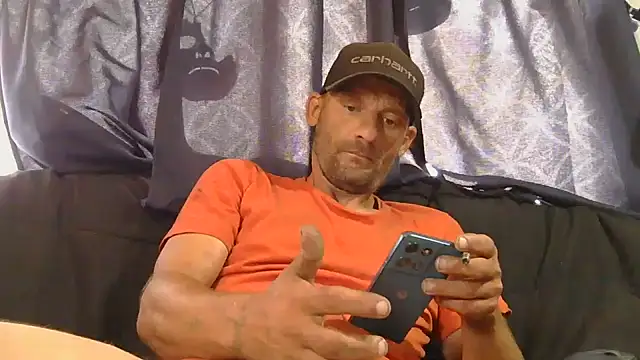 Snapshot of goodick4u28 chatting on 07-23-26, 04:05 goodick4u28 online show from 07-23-26, 04:05