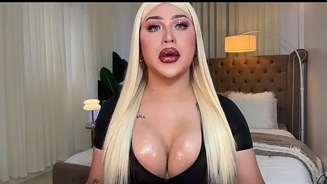 Your Majesty Tyra online show from 01-26-25, 07:21