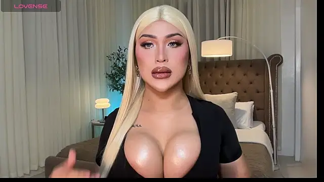 Your Majesty Tyra online show from 03-30-26, 06:03