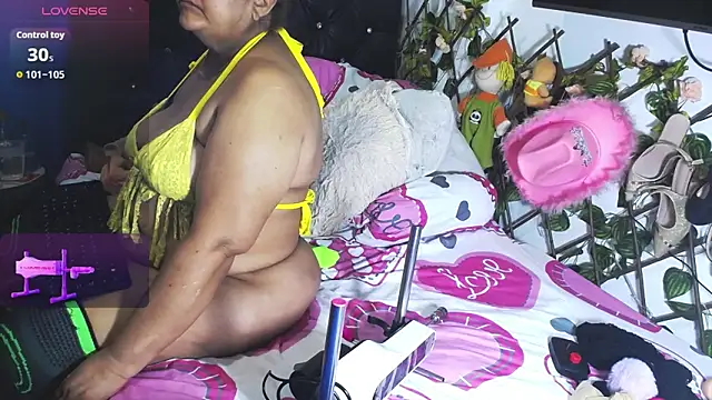 mature beautiful online show from 05-24-26, 01:38