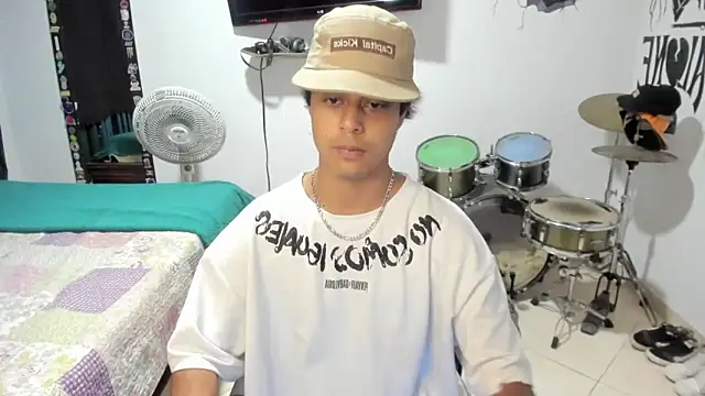 Zack falcon online show from 03-27-26, 03:01
