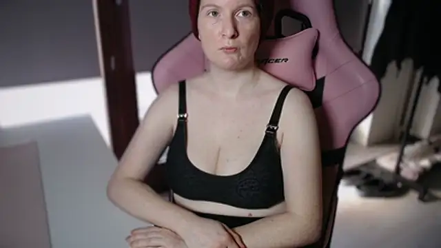 Exotic-Desire online show from 04-23-26, 07:52