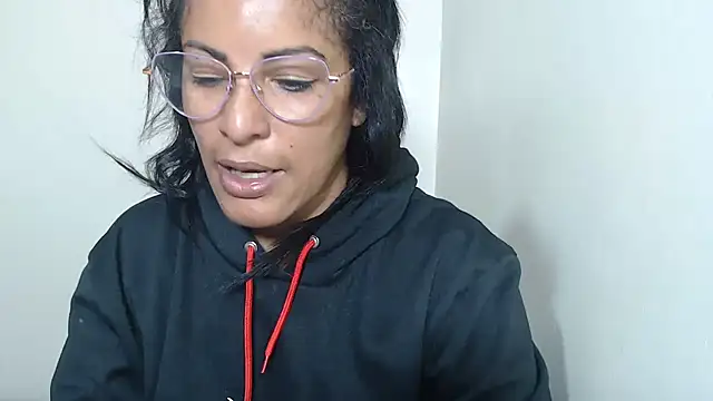 Snapshot of kateleyagrey chatting on 07-05-26, 12:45 kateleyagrey online show from 07-05-26, 12:45