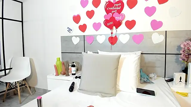 EmmaSmith2 online show from 02-14-26, 02:19