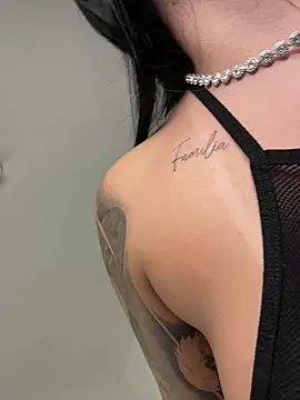 ALISSON FOXXX1 online show from 04-08-26, 10:54