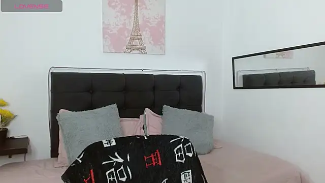 vaness weet online show from 04-04-26, 08:39