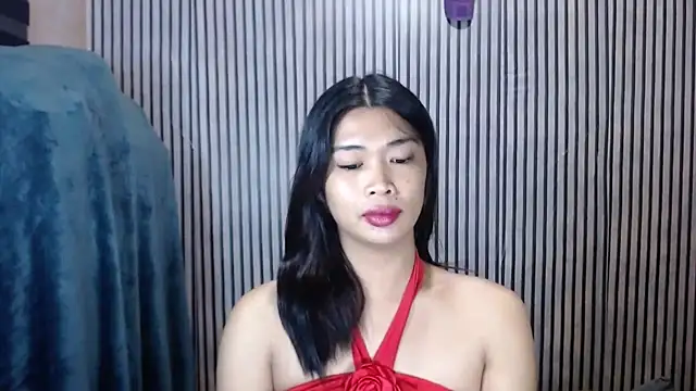 Maria-Moore online show from 10-12-25, 05:23