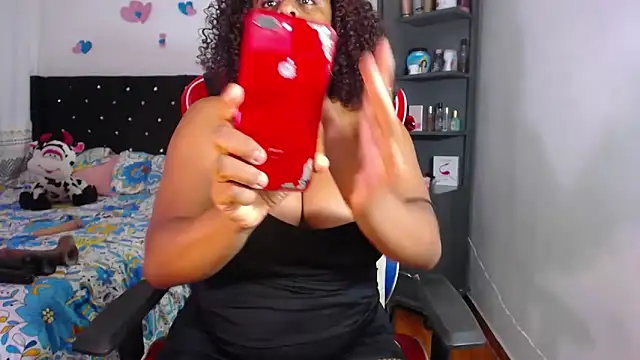 BellaKarla online show from 05-15-26, 11:12