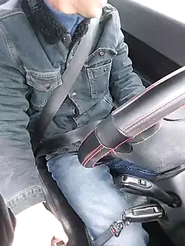 Xcoquinx online show from 02-11-26, 07:57