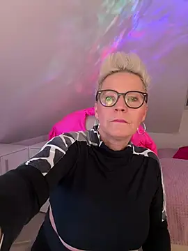 German Milf online show from 04-04-26, 12:46