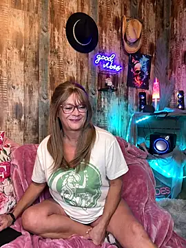 cowgirlc online show from 11-06-25, 02:45