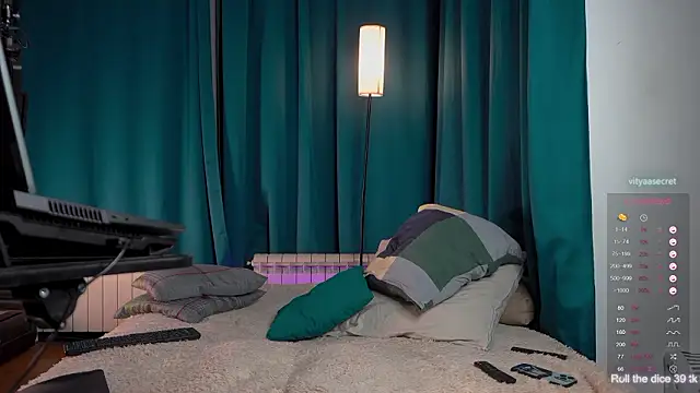 VIktorSecret online show from 02-09-26, 03:43