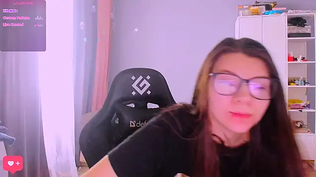 MollyLollipop online show from 03-12-26, 05:46