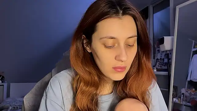 Uniarten online show from 12-20-25, 06:04