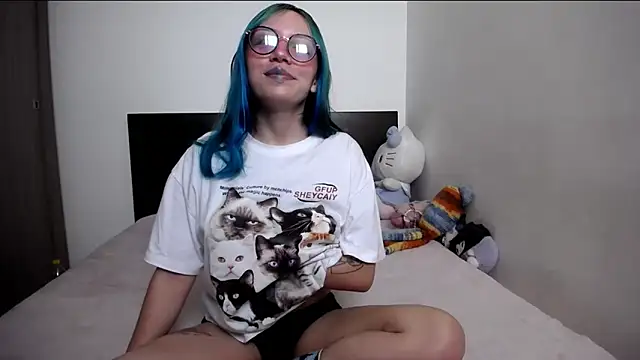 MARIANADIRTY online show from 12-19-25, 04:14