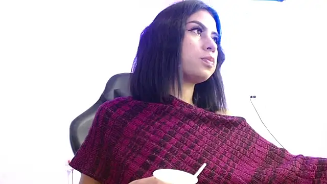 Snapshot of Martina1369 chatting on 05-10-26, 12:16 Martina1369 online show from 05-10-26, 12:16