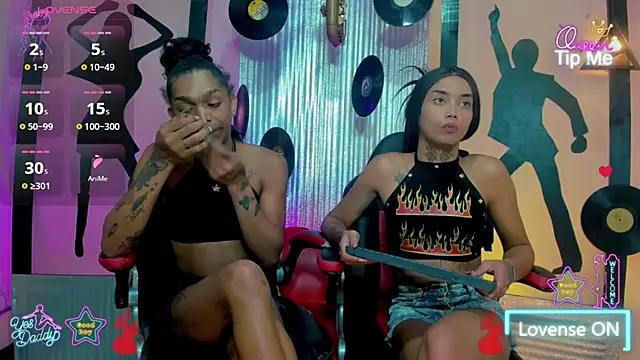 nickyminach  online show from 01-08-26, 07:16