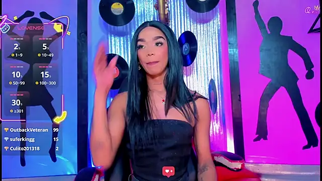 Snapshot of nickyminach_ chatting on 06-17-26, 07:26 nickyminach online show from 06-17-26, 07:26