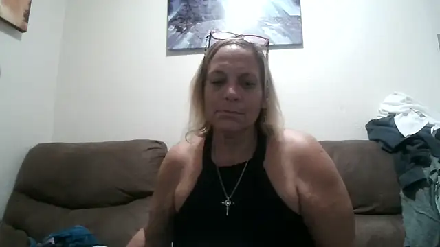Victoria121565 online show from 05-03-26, 08:15