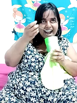 SusanaEshwar online show from 02-24-26, 12:08