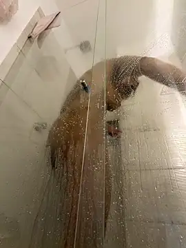 Snapshot of Victoriasant chatting on 04-01-26, 11:02 Victoriasant online show from 04-01-26, 11:02