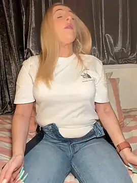 Strongqueen online show from 03-15-26, 09:43