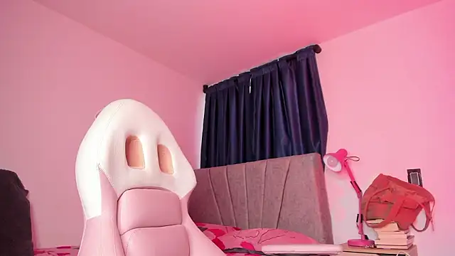 perla7777 online show from 03-21-26, 10:24