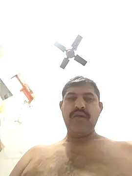 Snapshot of Amandev7 chatting on 02-06-26, 03:44 Amandev7 online show from 02-06-26, 03:44