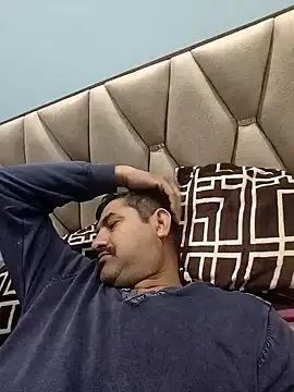 Snapshot of Amandev7 chatting on 02-07-26, 12:53 Amandev7 online show from 02-07-26, 12:53