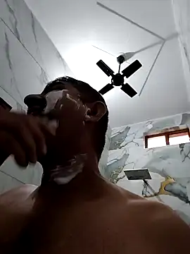 Snapshot of Amandev7 chatting on 03-06-26, 05:04 Amandev7 online show from 03-06-26, 05:04