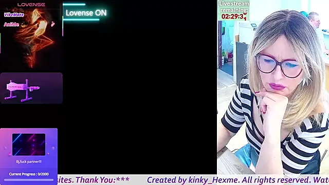 Snapshot of kinky_Hexme chatting on 03-06-26, 10:01 kinky Hexme online show from 03-06-26, 10:01