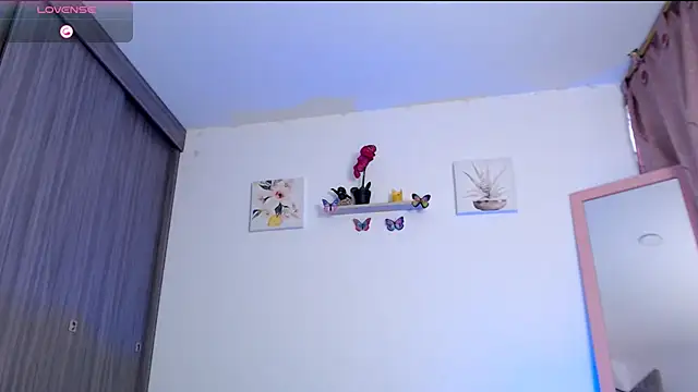 Annaross2 online show from 02-03-25, 05:14