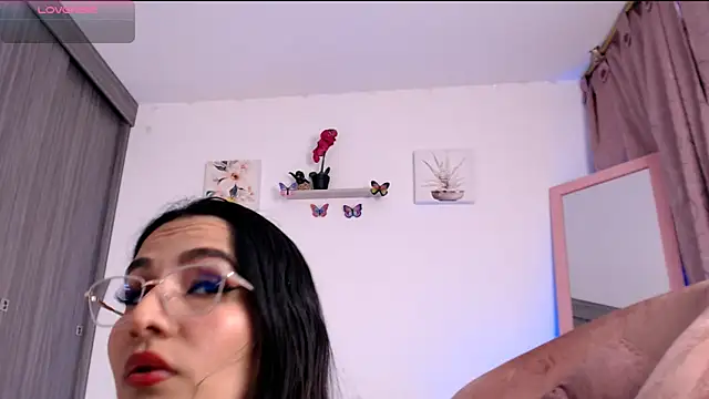 Annaross2 online show from 02-28-25, 01:36