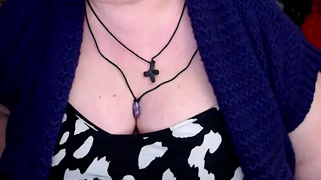 Snapshot of mayasmith chatting on 04-21-26, 06:12 mayasmith online show from 04-21-26, 06:12