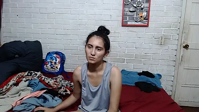 Snapshot of valeriaswang_Lucas chatting on 03-29-26, 09:59 valeriaswang Lucas online show from 03-29-26, 09:59