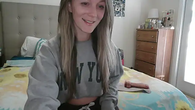 Heyitsmee33 online show from 02-09-26, 12:31