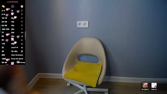 Snapshot of BubbbleGumm chatting on 04-01-26, 01:41 BubbbleGumm online show from 04-01-26, 01:41