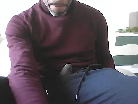 Malcomvs97 online show from 03-08-26, 12:53