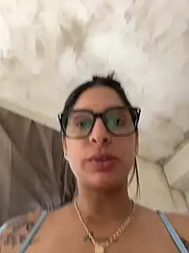 charlotte stevenss  online show from 04-07-26, 07:14