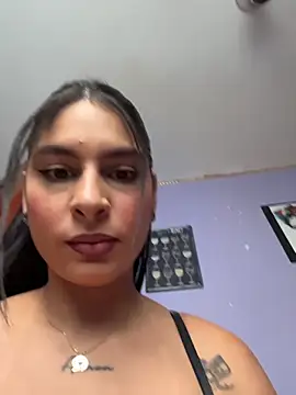 charlotte stevenss  online show from 07-15-26, 02:44