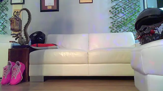 OSIRlS online show from 03-14-26, 06:08