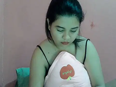 Snapshot of cutie_jane2022 chatting on 05-31-26, 06:53 cutie jane2022 online show from 05-31-26, 06:53