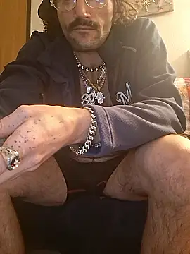 DAdrizzleman4187 online show from 04-01-26, 05:41